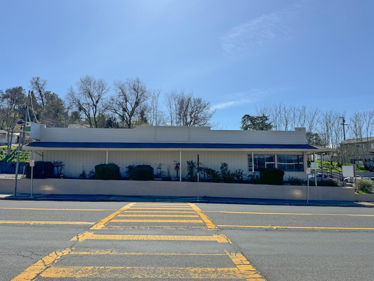 64 E Saint Charles Street