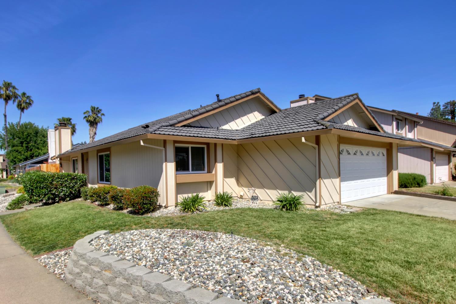 2301 Walnut Grove Way