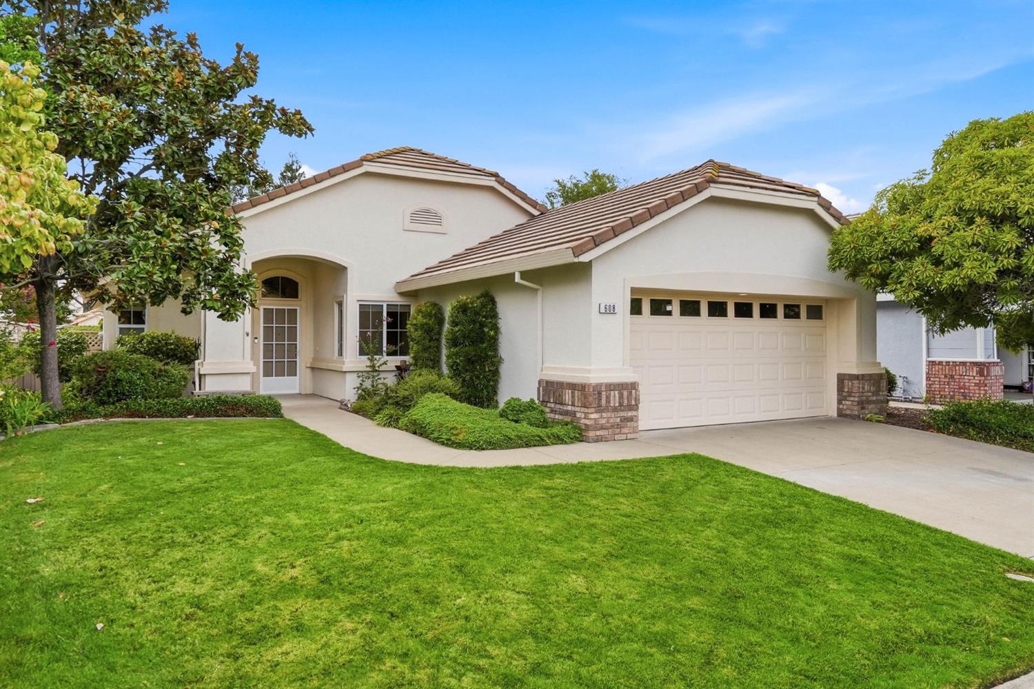 608 Paddlewheel Court