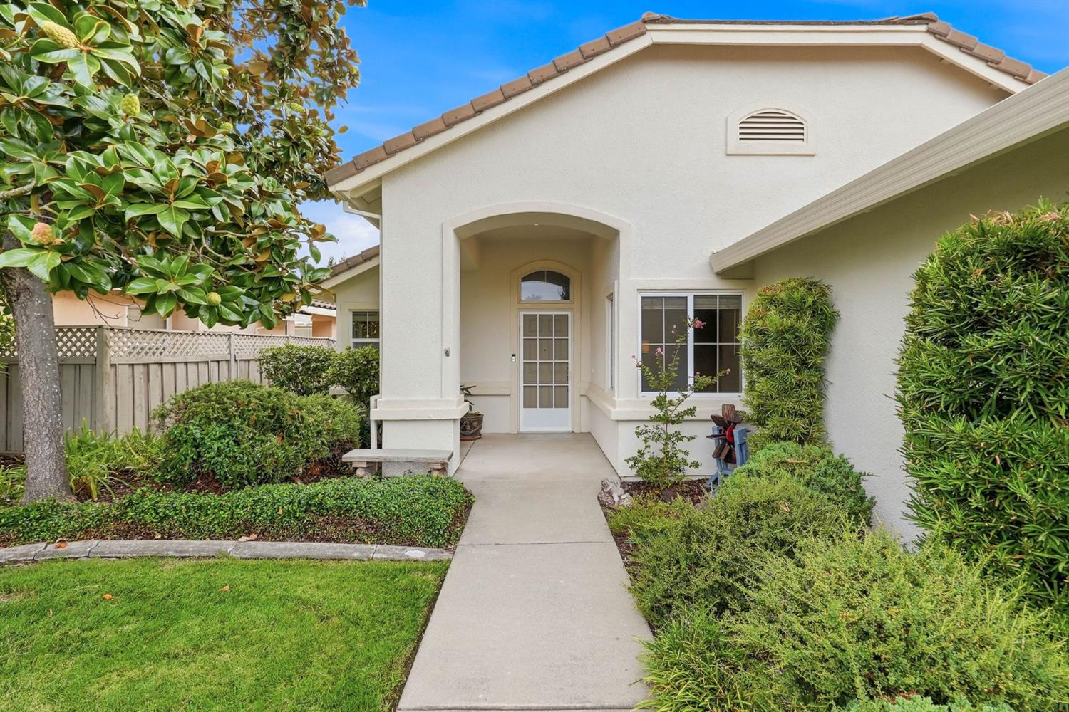608 Paddlewheel Court
