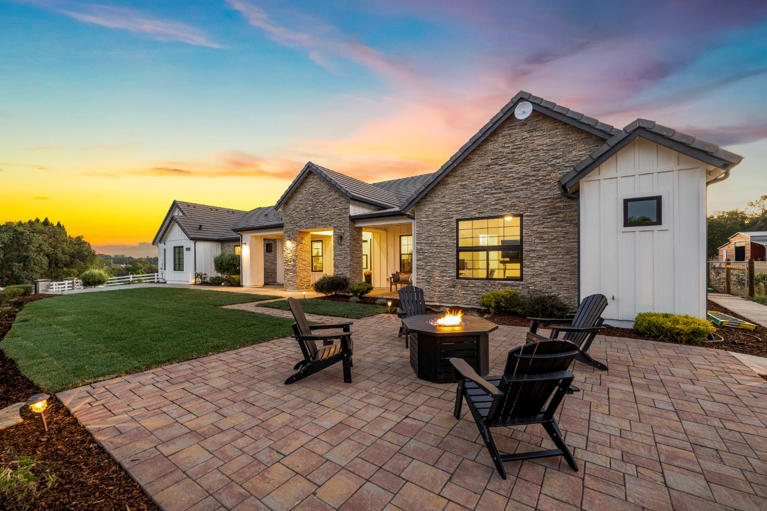 3050 Rattlesnake Road