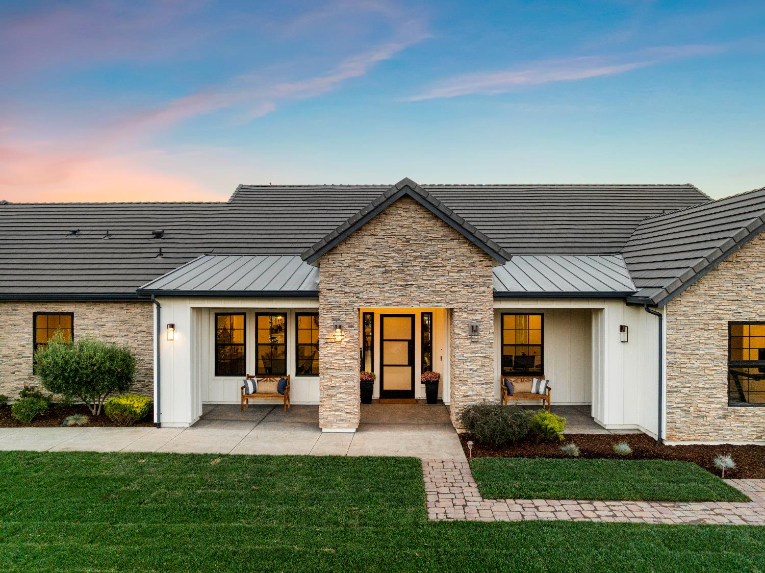 3050 Rattlesnake Road