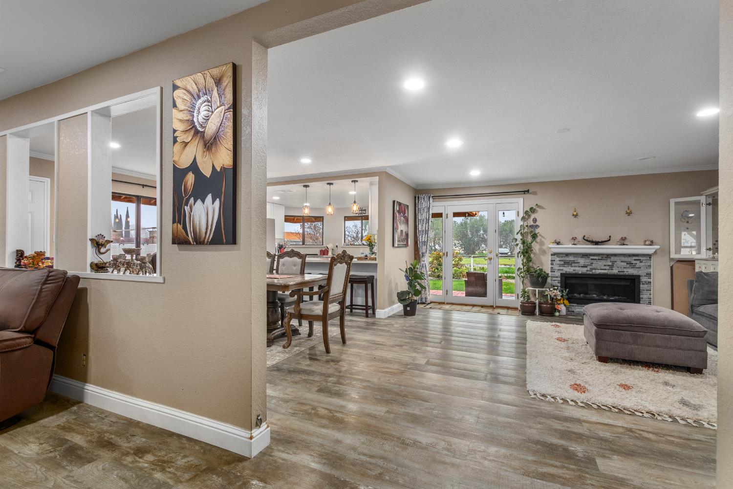 17188 Von Sosten Road