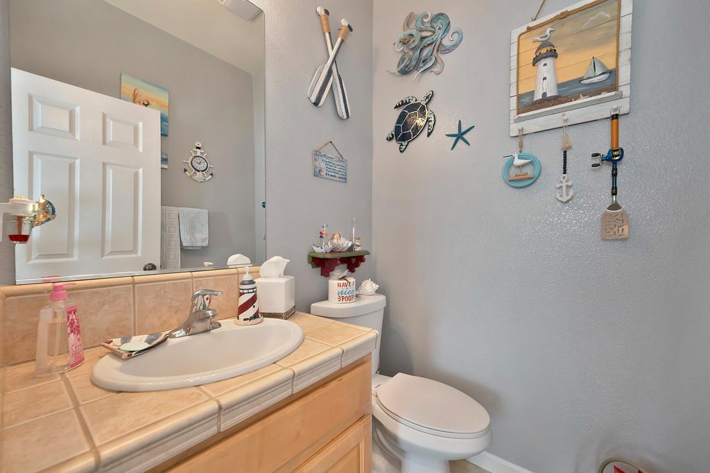 1141 Southwick Lane