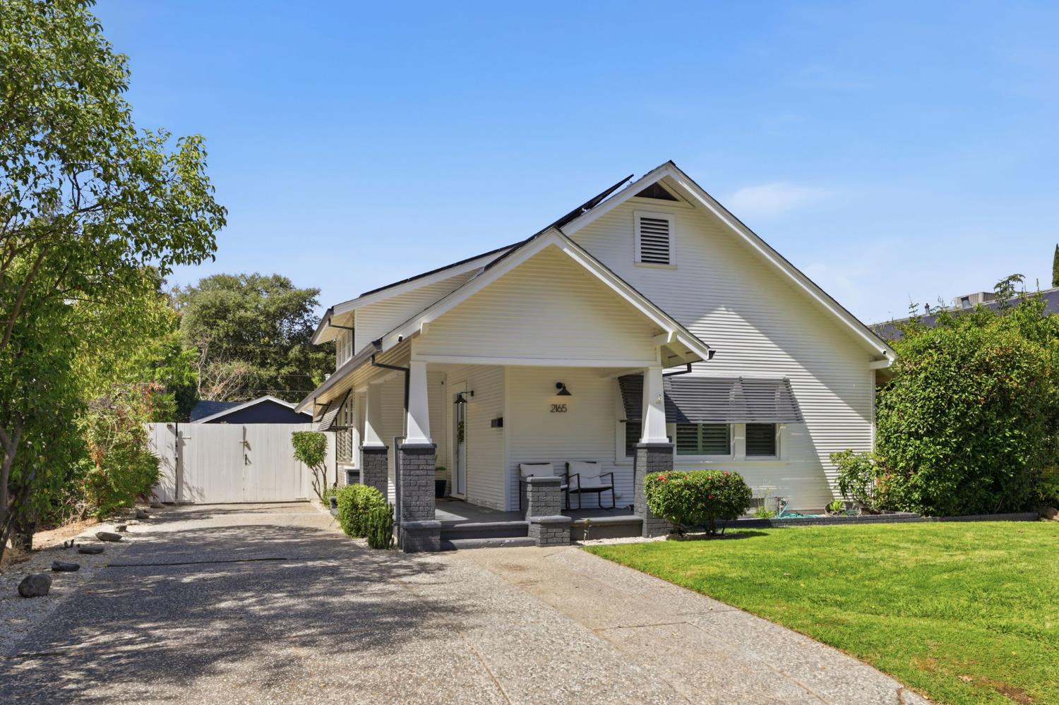 2165 Fairfield Street