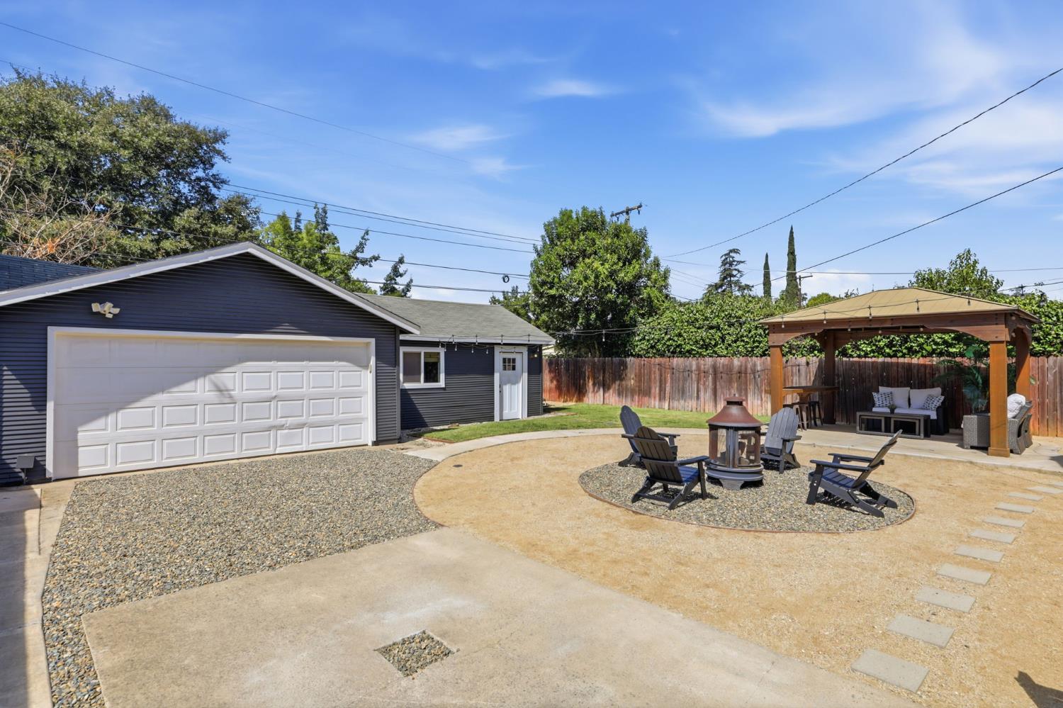 2165 Fairfield Street