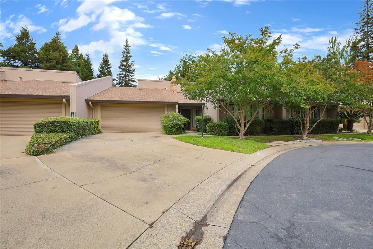1529 Lincoln Road 16