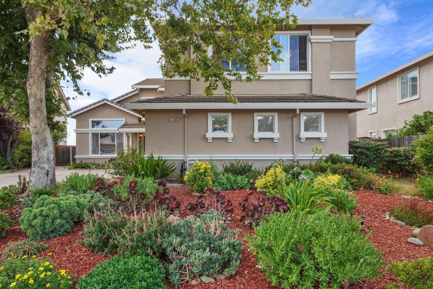 5488 Southwood Court