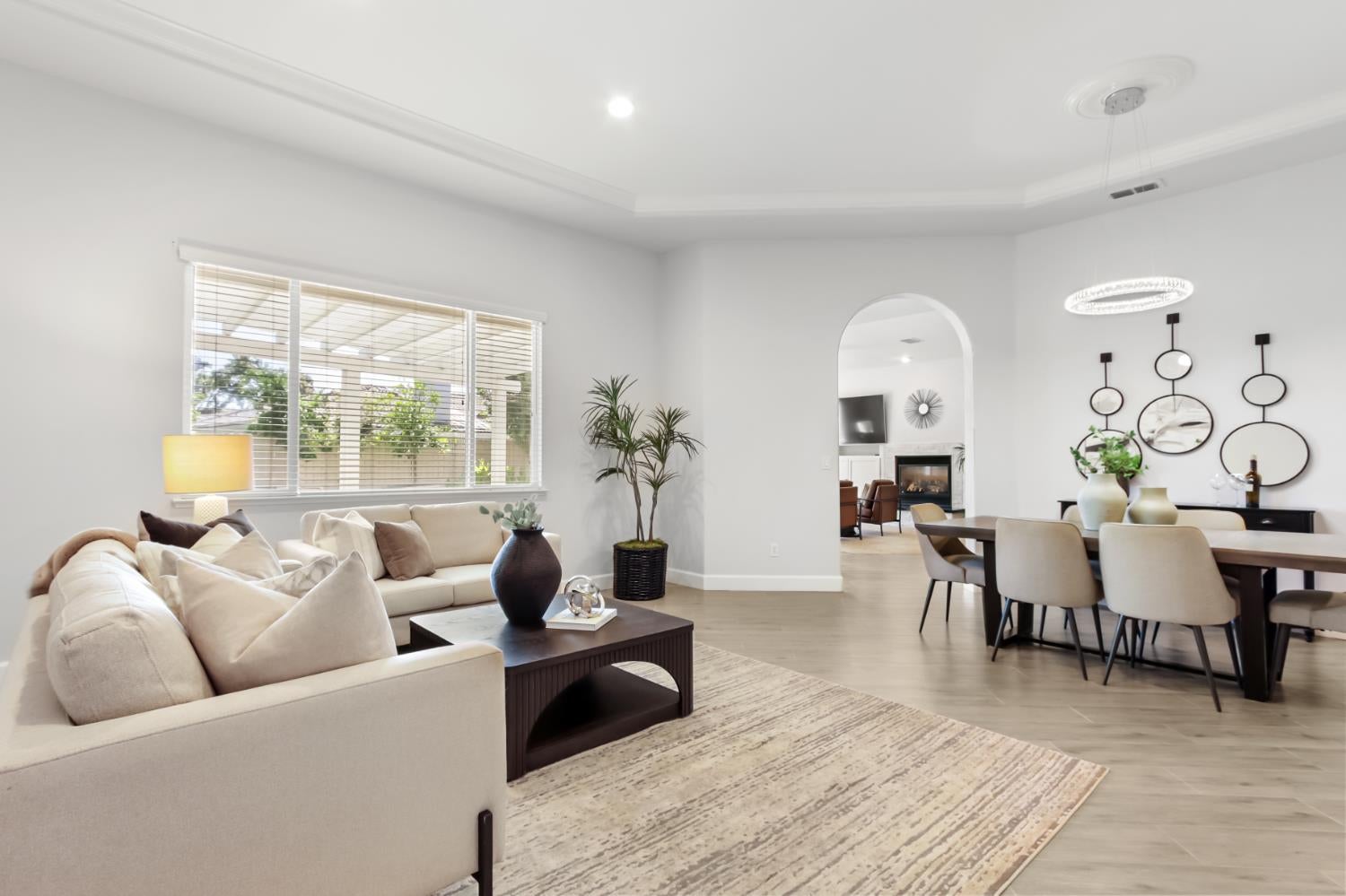5085 Dodson Lane