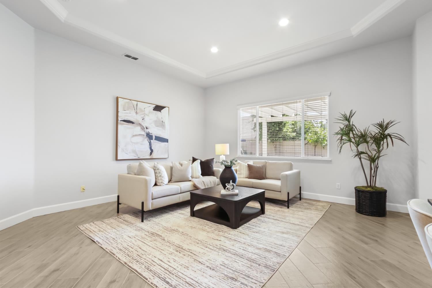 5085 Dodson Lane
