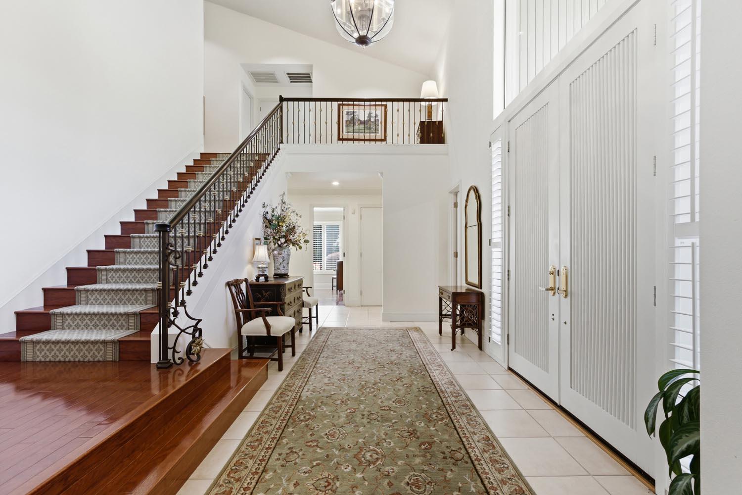 11473 Huntington Village Lane
