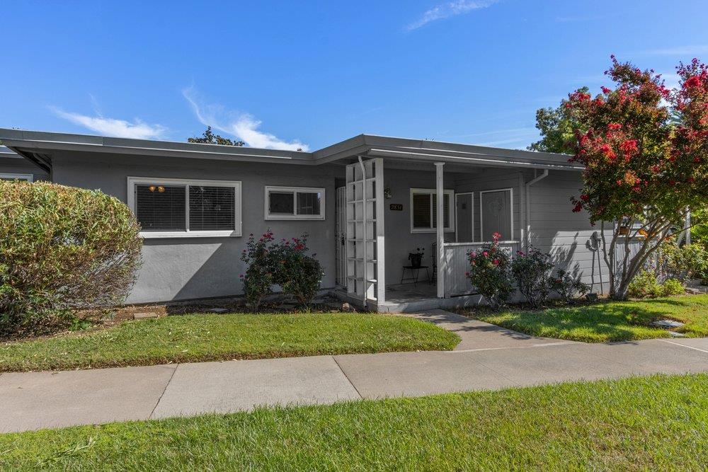 2831 Santa Paula Court
