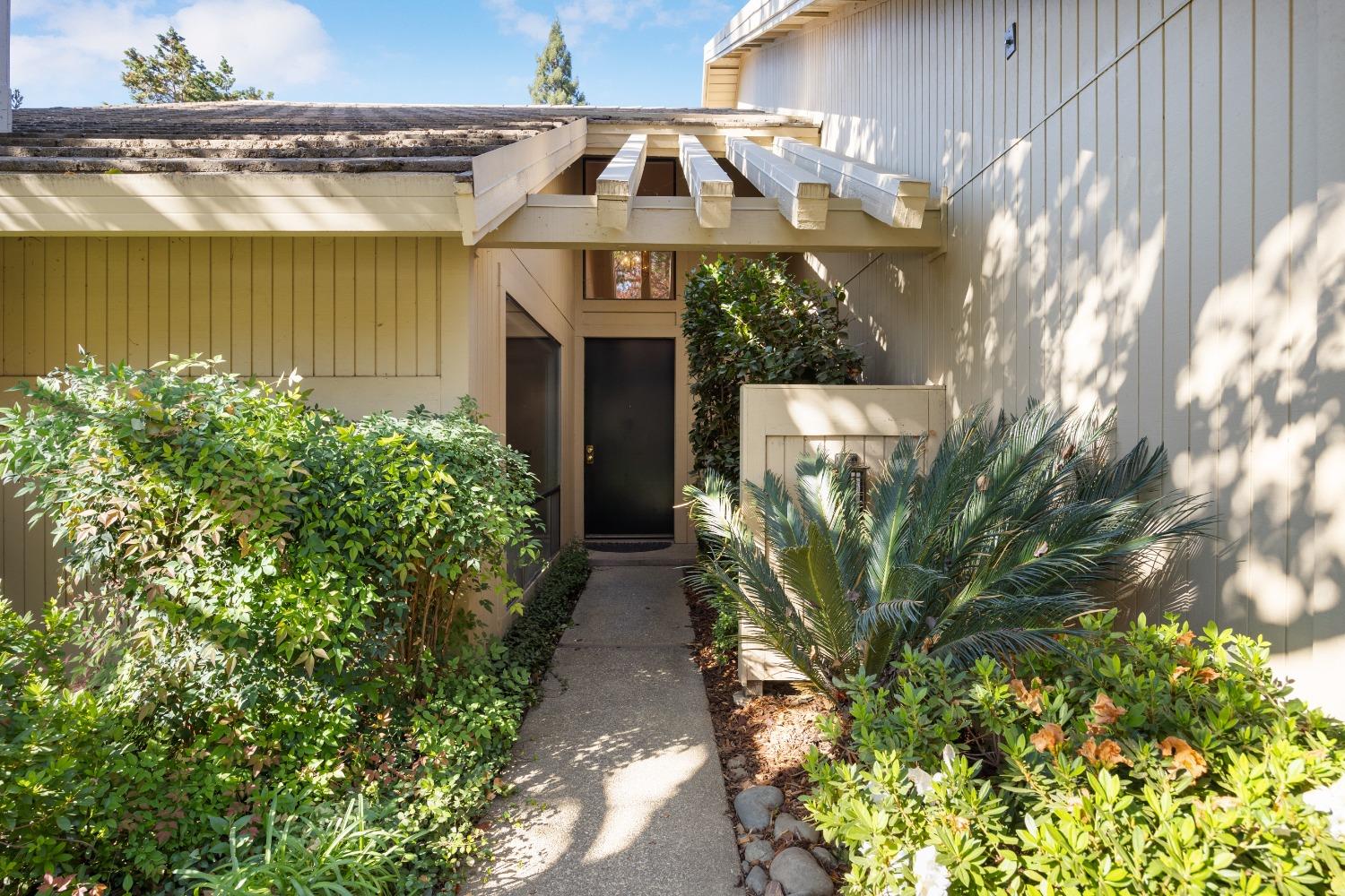11305 Sutters Mill Circle