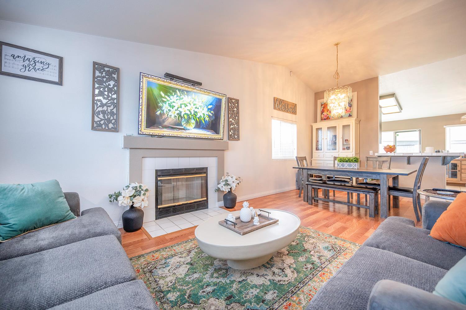 7170 Snowy Birch Way