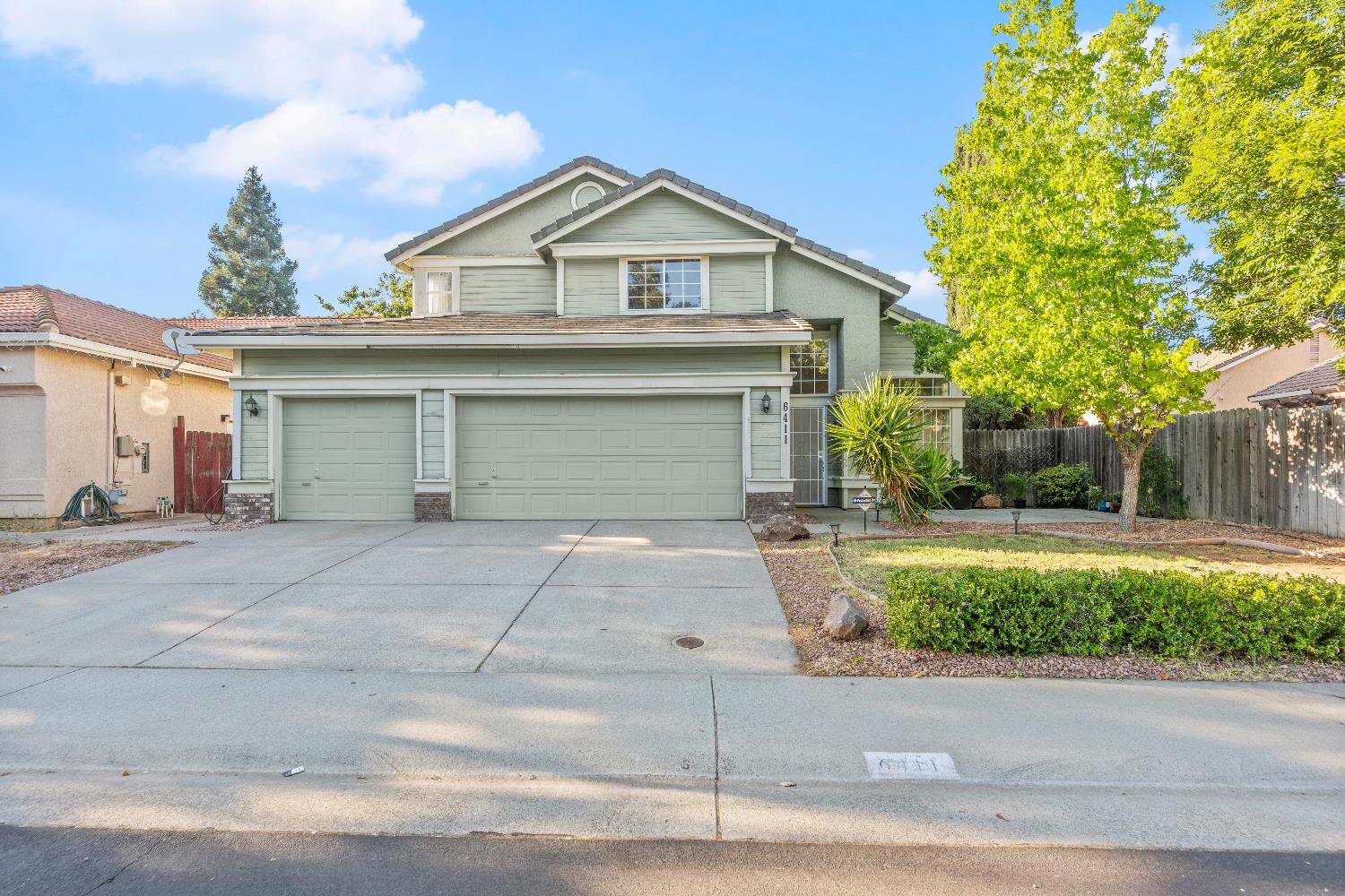 6411 Red Birch Way