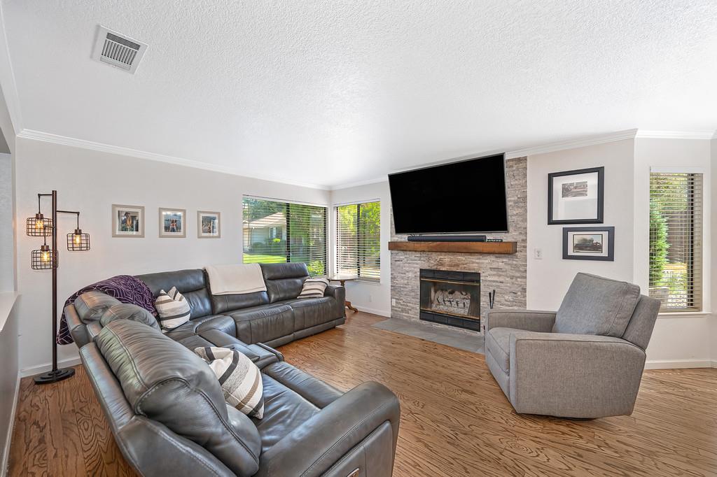 1597 Normanton Place