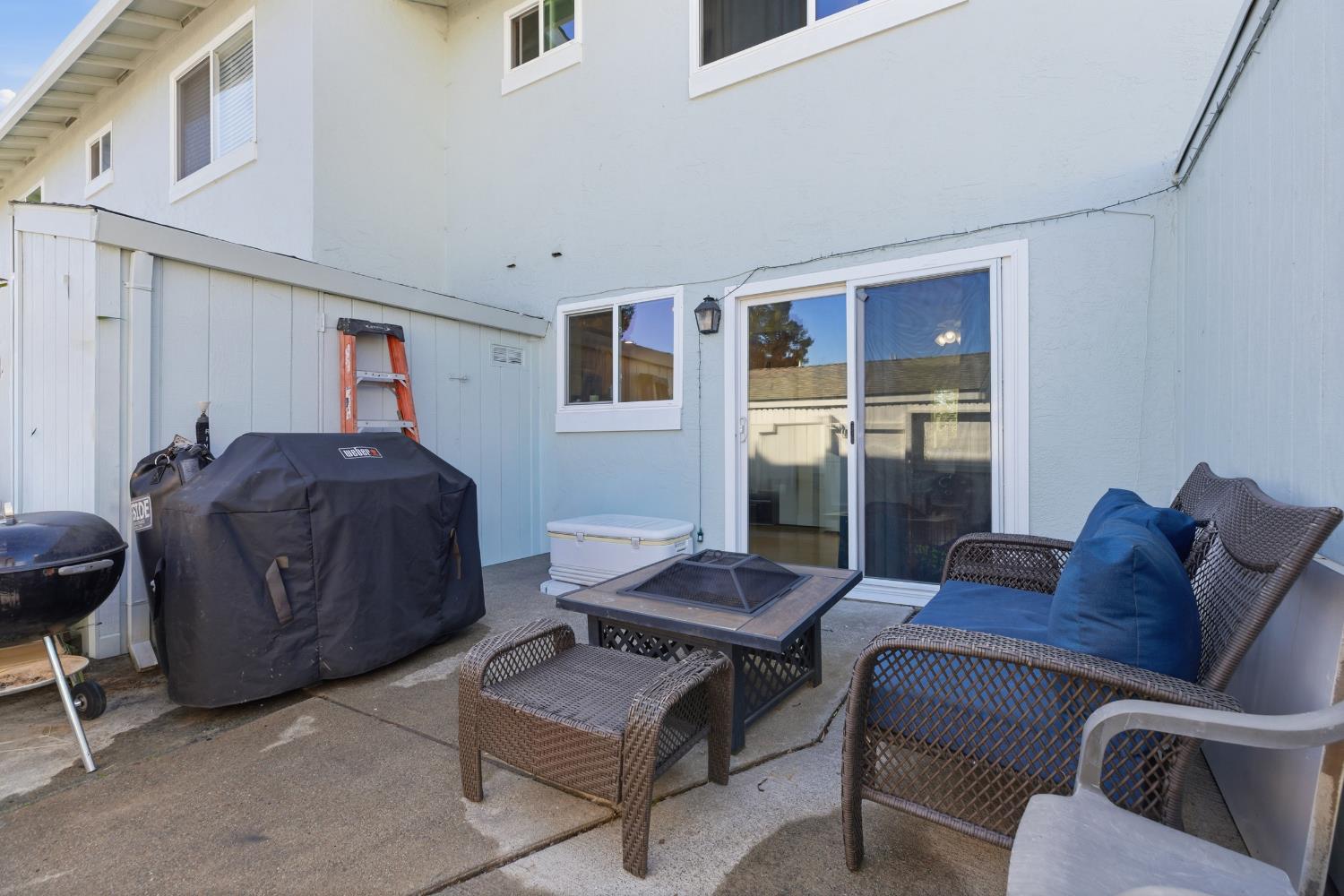 38614 Royal Ann Common