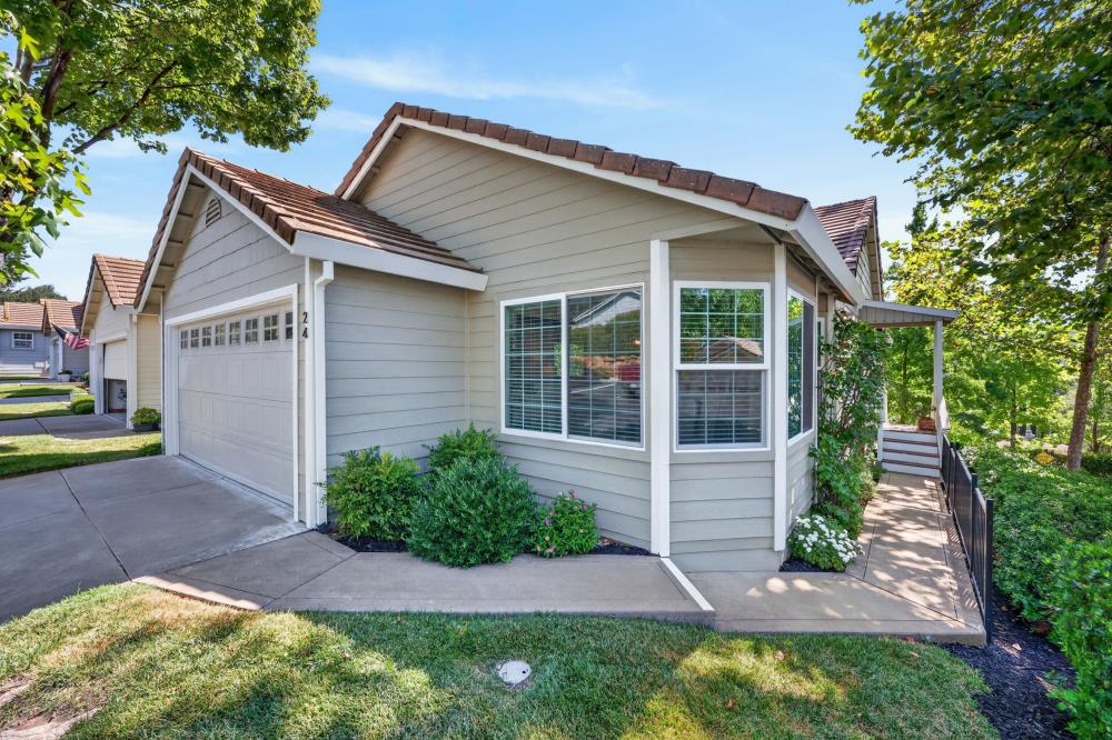 3040 Granada Court 24
