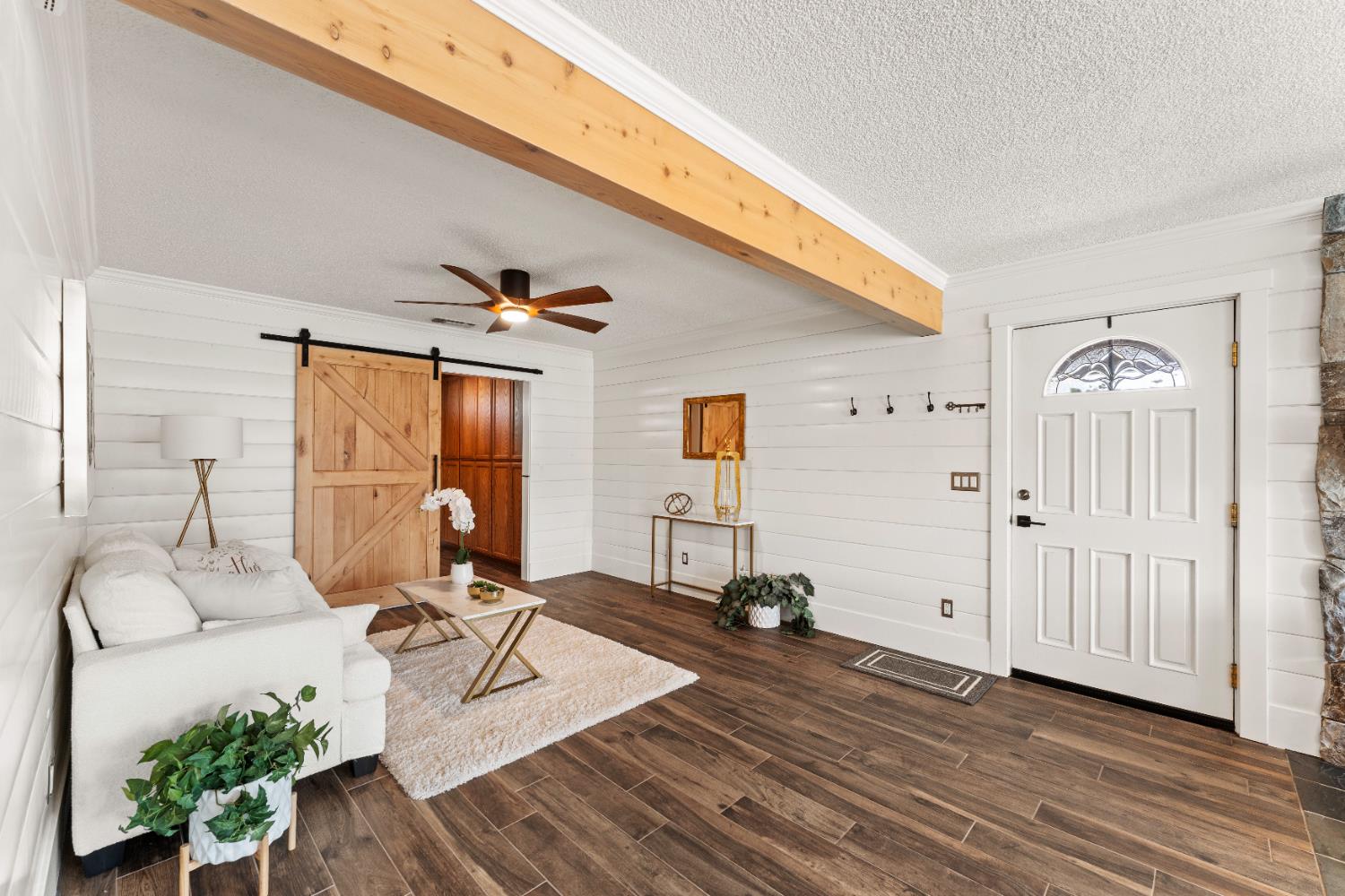 7045 Horseshoe Bar Road