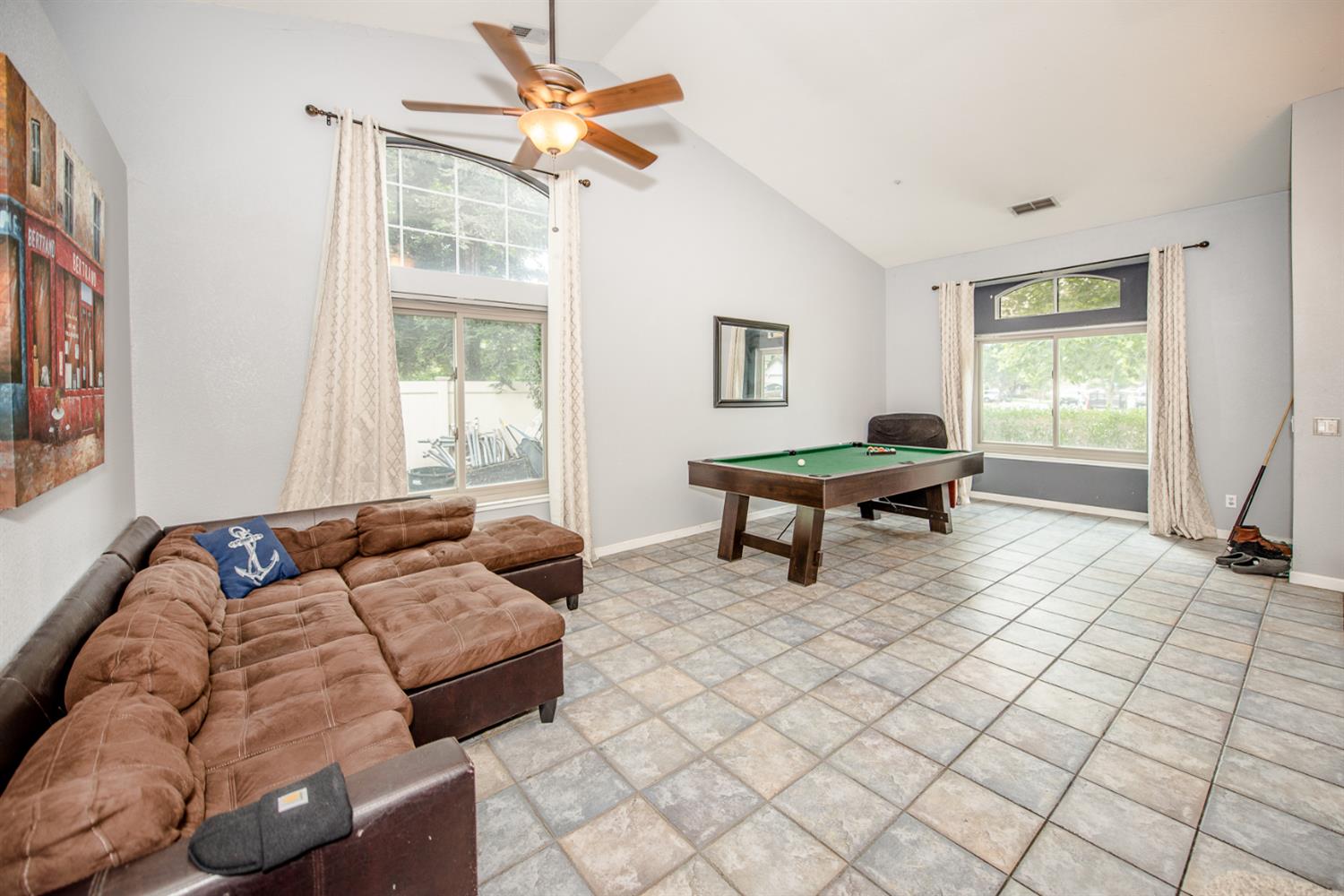 2 Clark Court