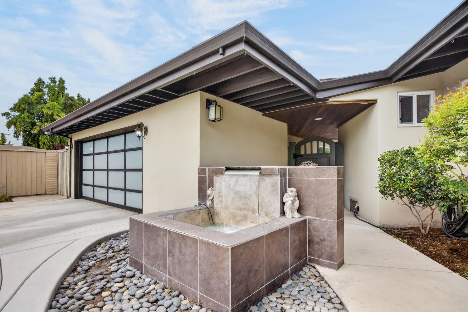 211 Callnon Court