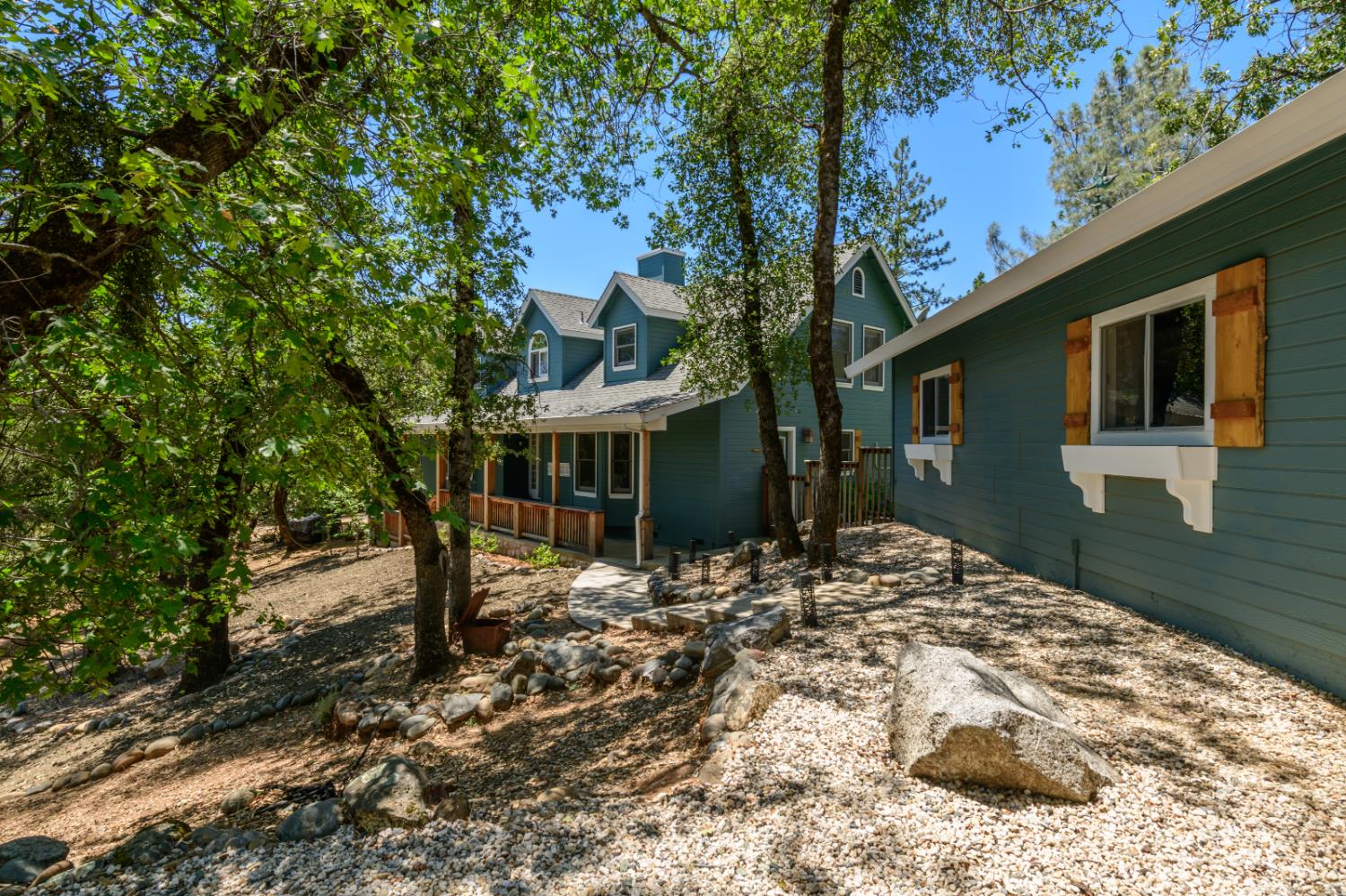 1760 Tyrrel Lane