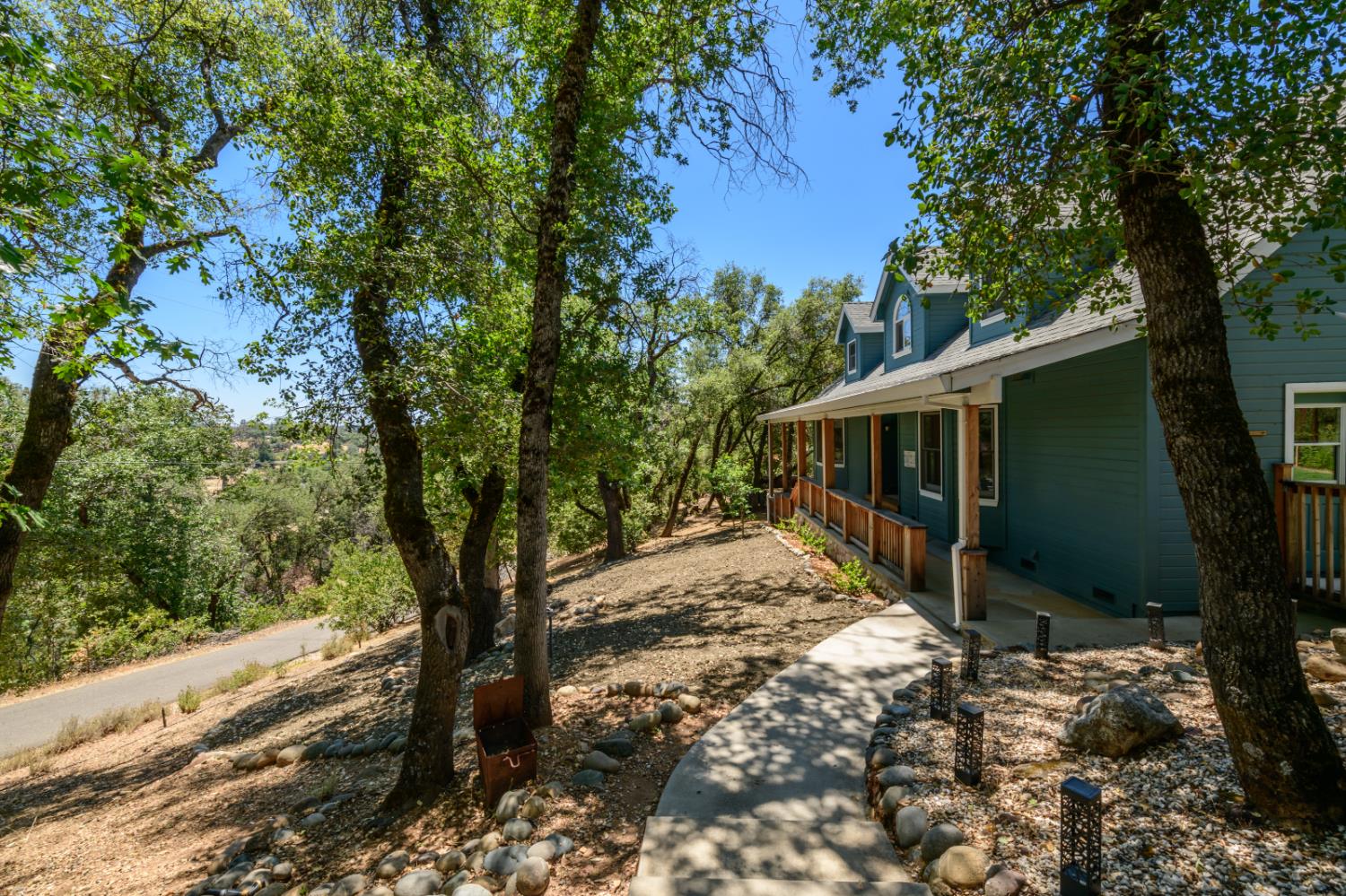 1760 Tyrrel Lane