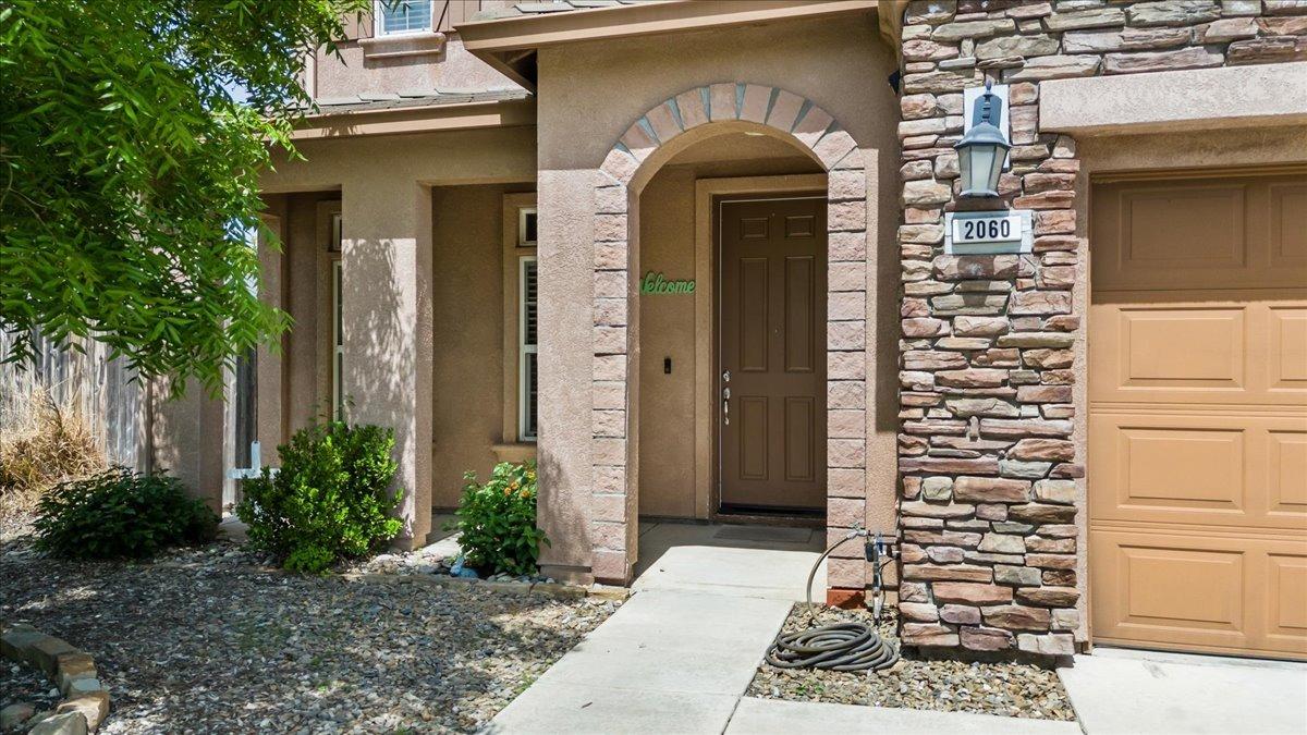 2060 Tarpan Way 22