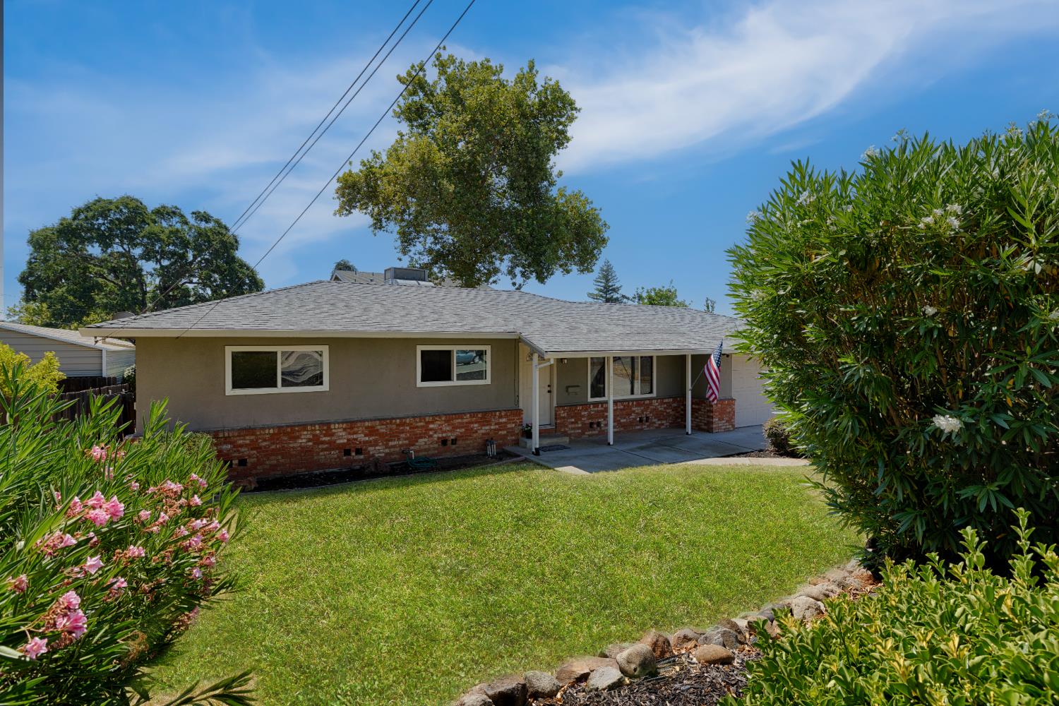 5265 4th Street