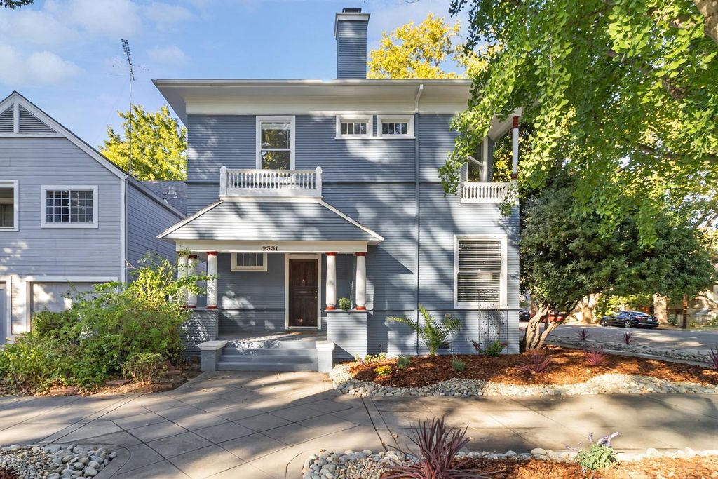 Photo of 2331 G Street, Sacramento, CA 95816 (MLS # 226006756)