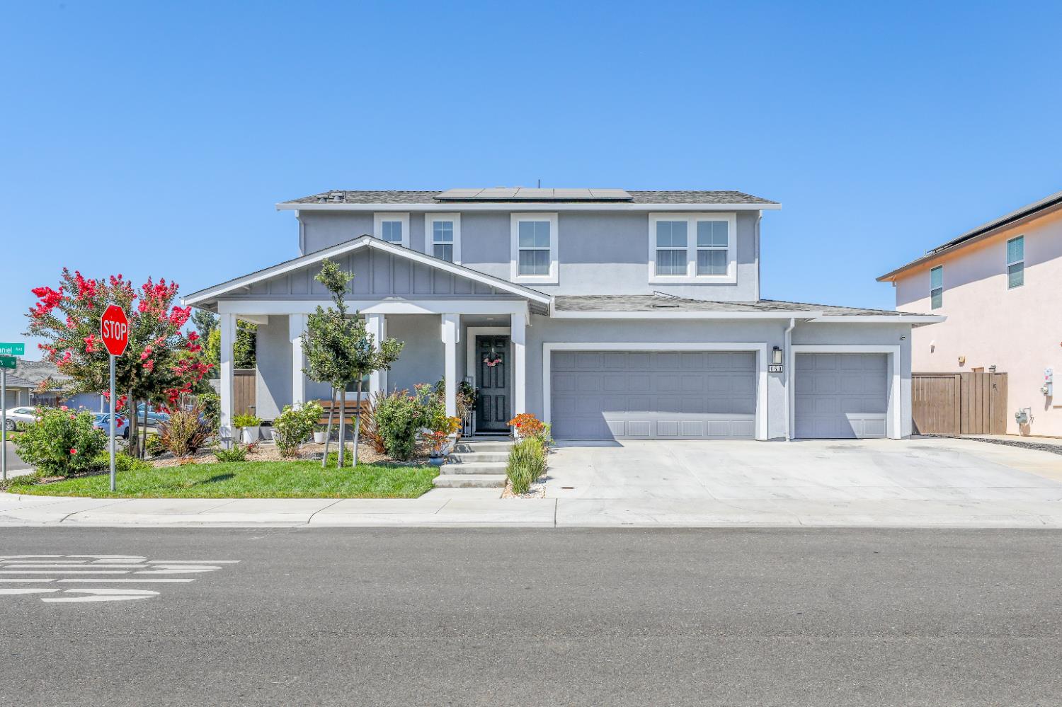 650 Nathaniel Avenue