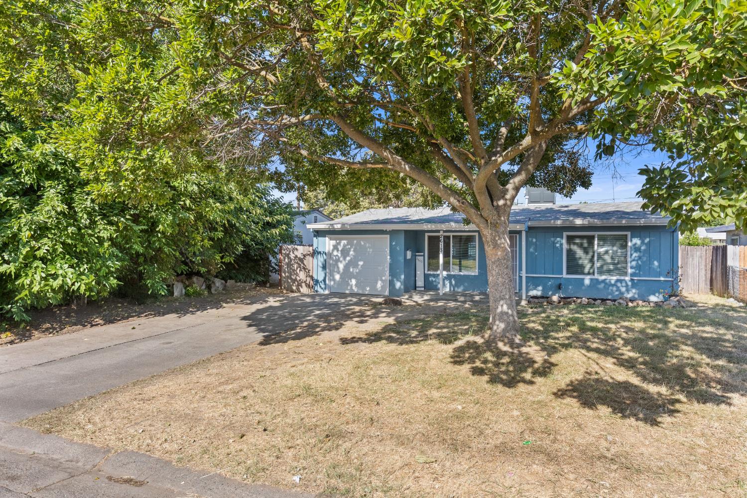 2613 Darwin Street