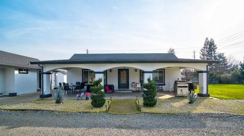 8567 Bradshaw Elk Grove CA 95624