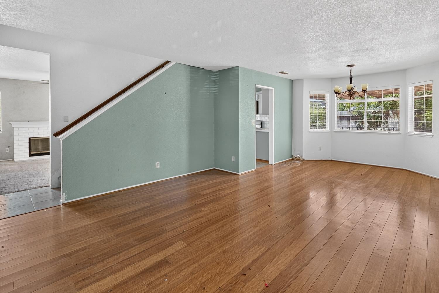 1459 Hoover Court
