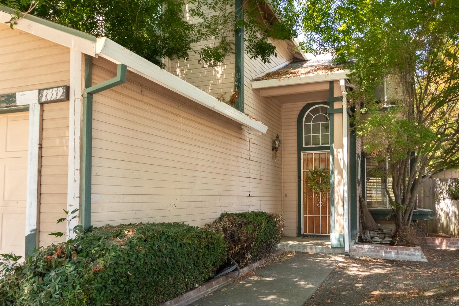 1459 Hoover Court