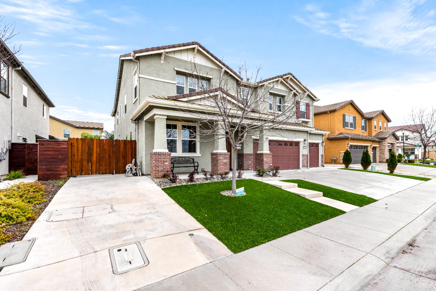 2121 Symphony Avenue