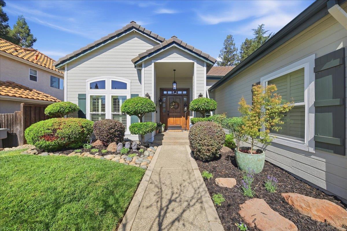 5230 Fairway Court