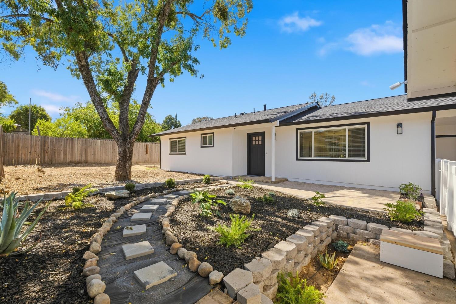 12171 Dry Creek Road