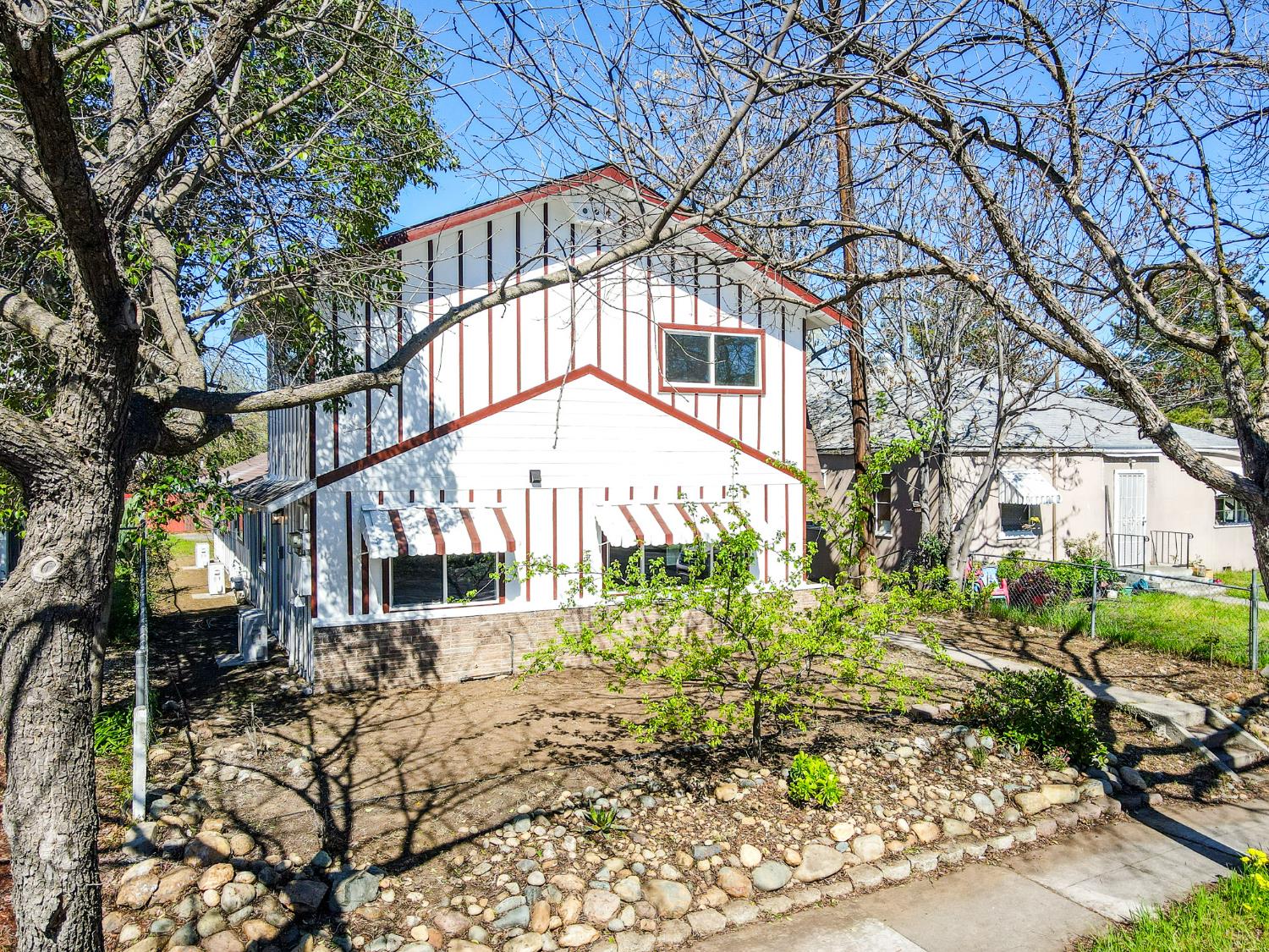 974 Montgomery Street