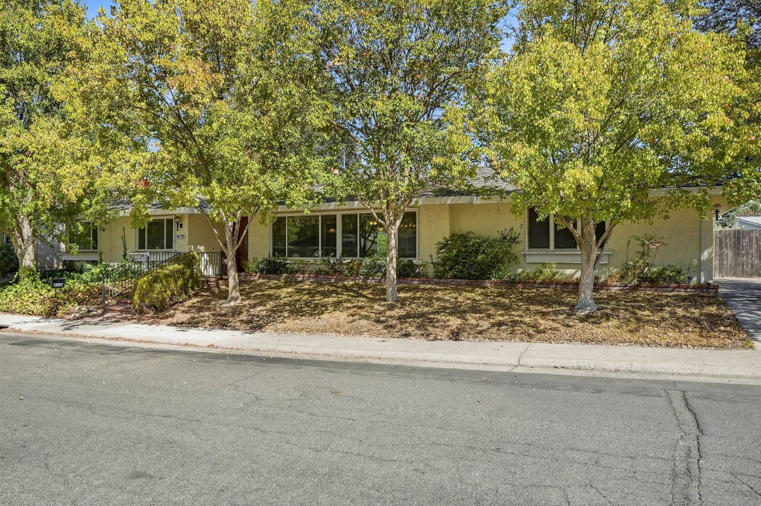 8133 Glen Alta Way