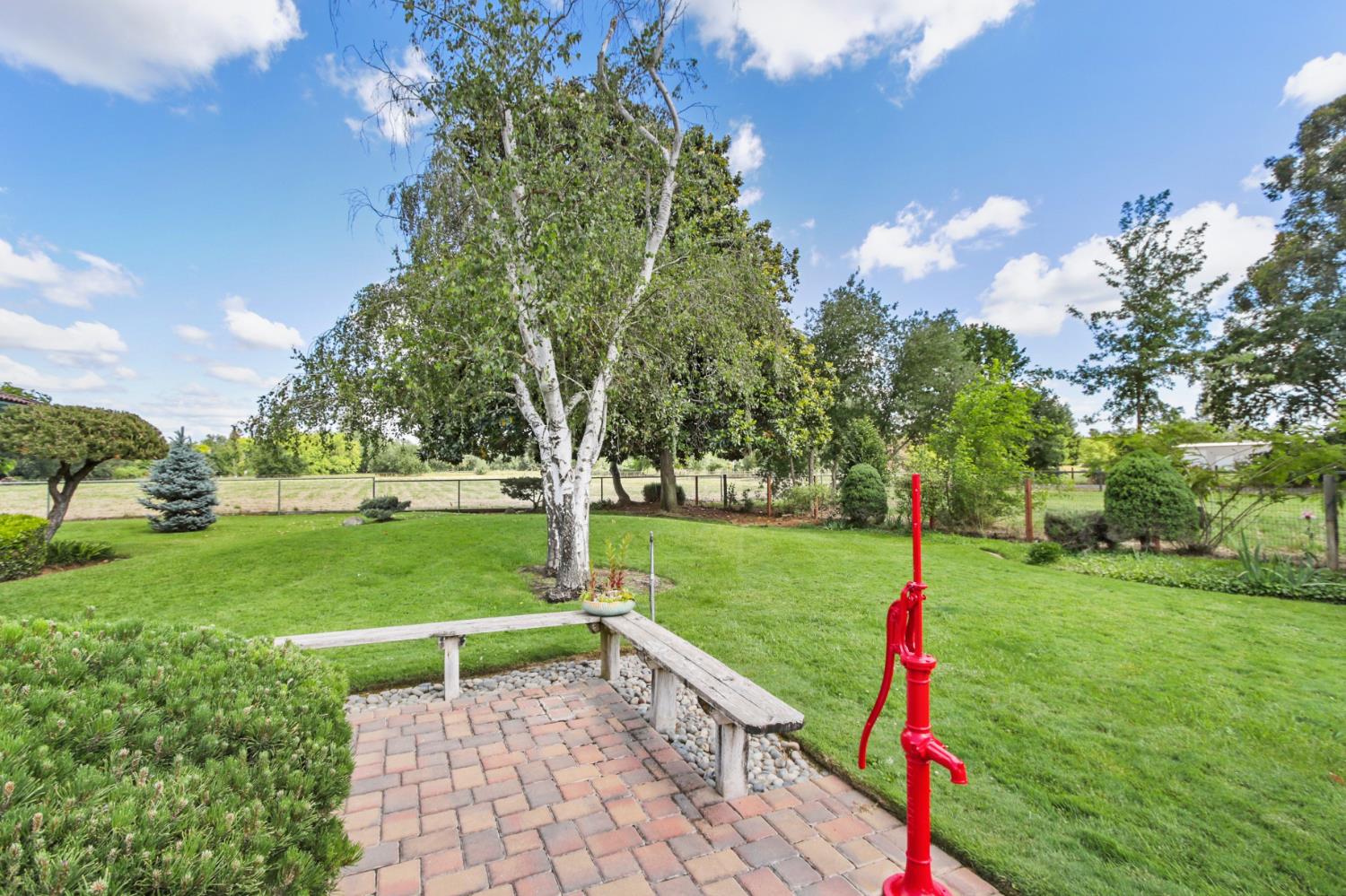 10107 Justamere Lane