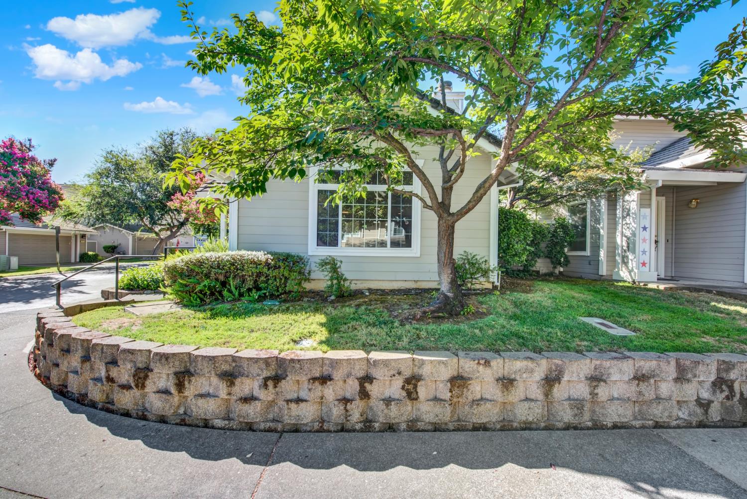 101 Brightstone Circle