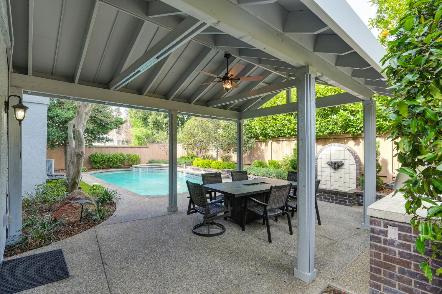 11871 Silver Cliff Way