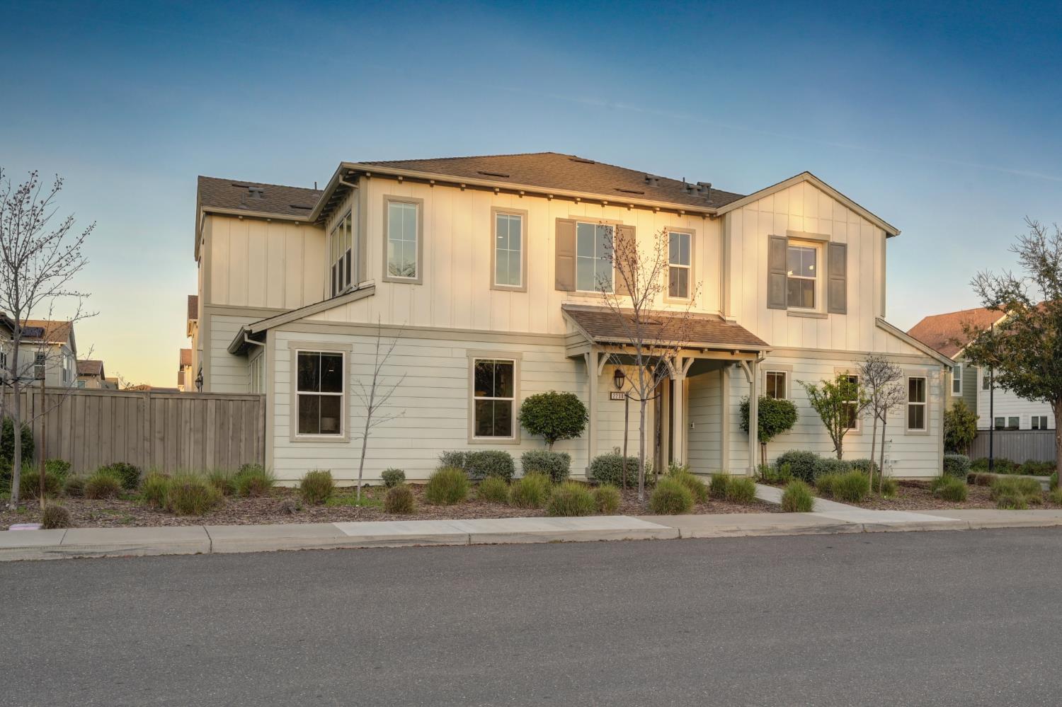 2230 Cannery Loop
