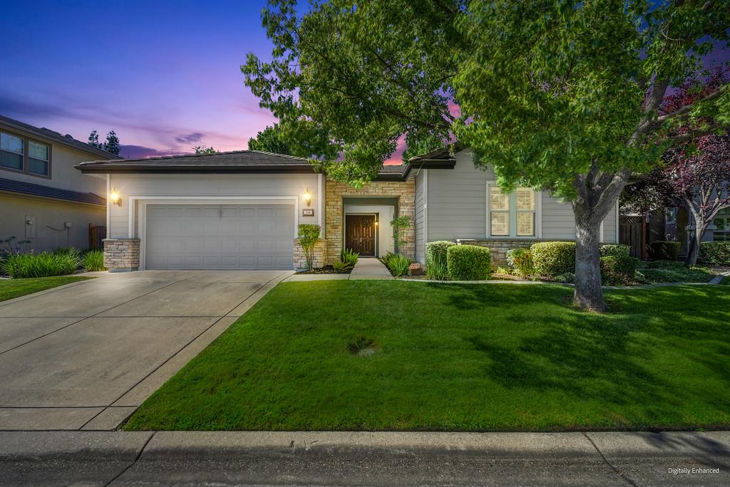 208 Soaring Hawk Place