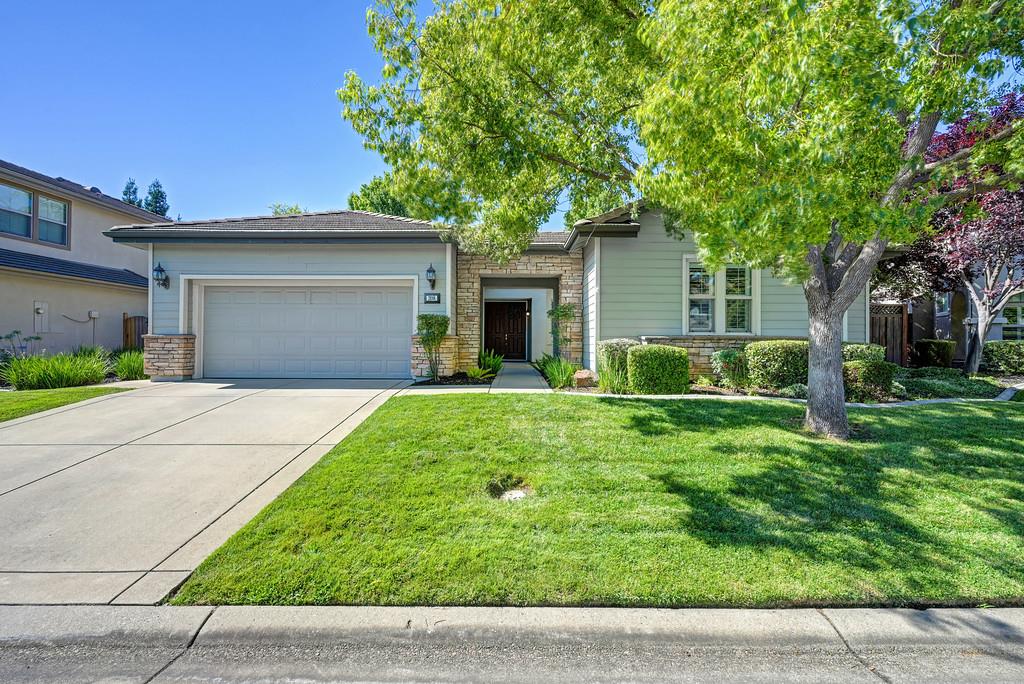 208 Soaring Hawk Place
