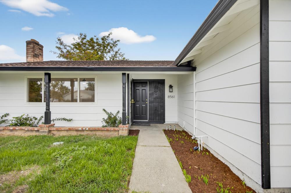 8561 Elaine Drive