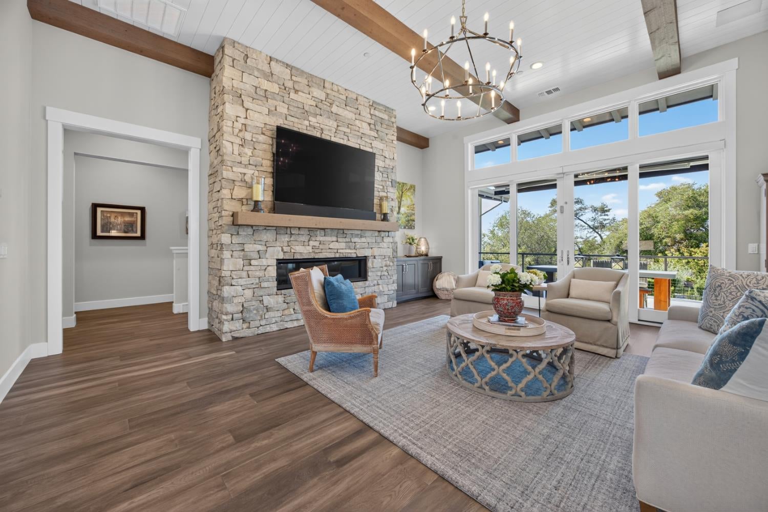 5345 Da Vinci Drive