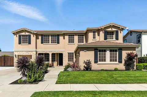 1067 McVeigh Way Ripon CA 95366