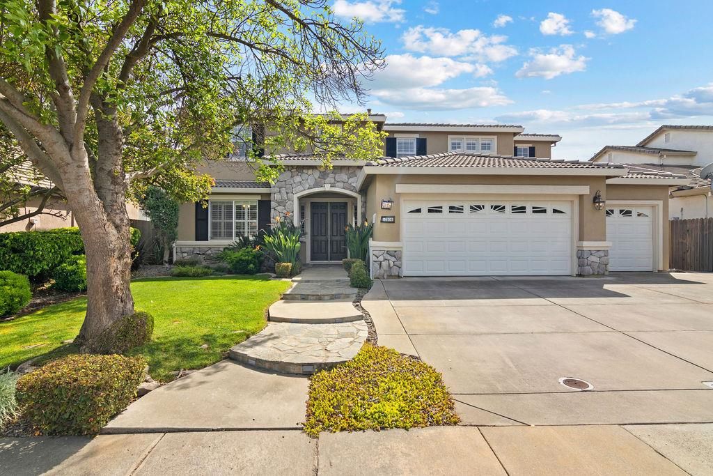 Photo of 2104 Huxley Way, Modesto, CA 95356 (MLS # 226037748)